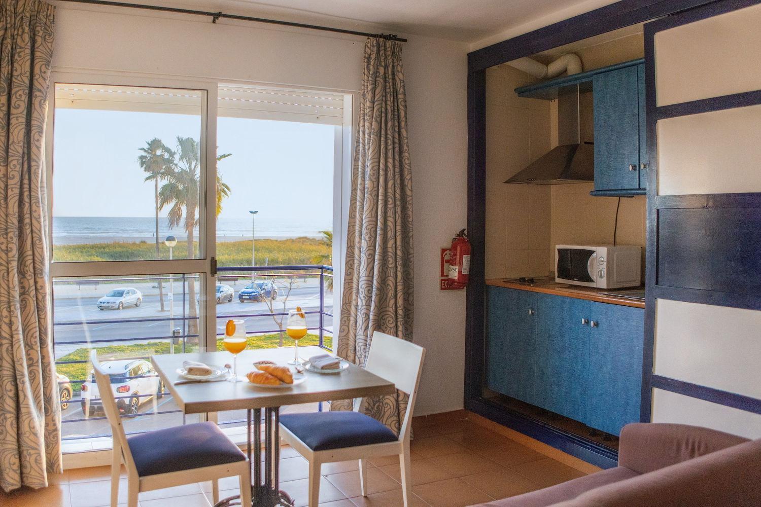 Hotel Playa Conil - Beachfront Studios & Suites Conil De La Frontera Extérieur photo