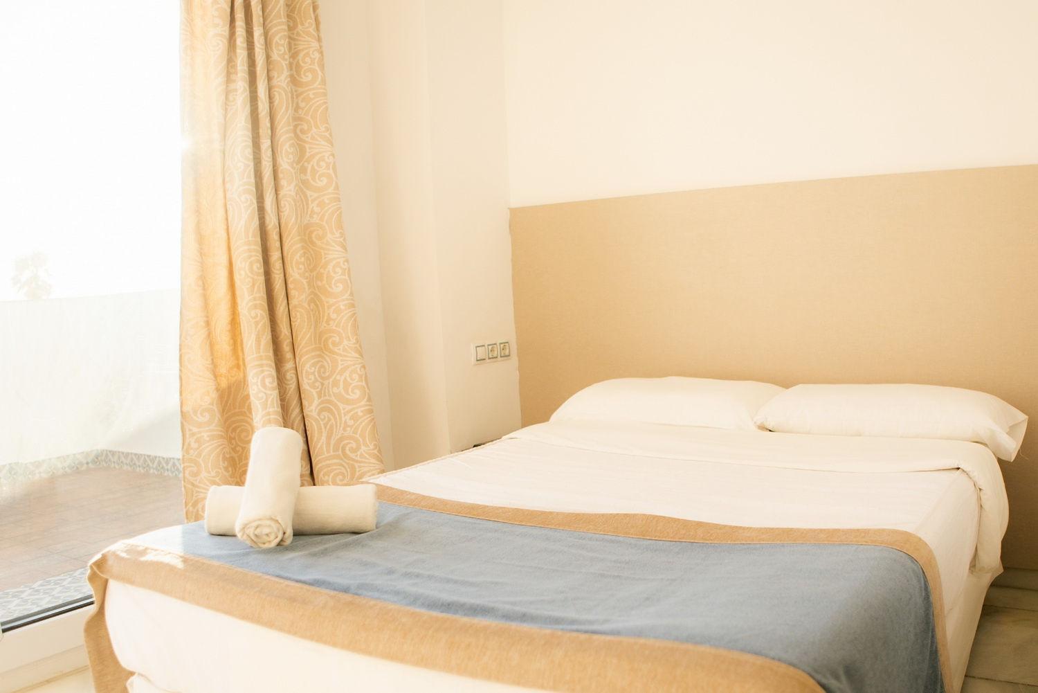 Hotel Playa Conil - Beachfront Studios & Suites Conil De La Frontera Extérieur photo