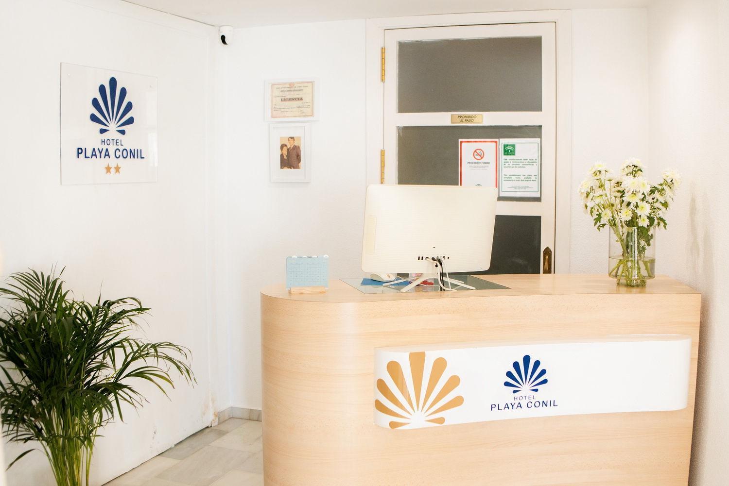 Hotel Playa Conil - Beachfront Studios & Suites Conil De La Frontera Extérieur photo